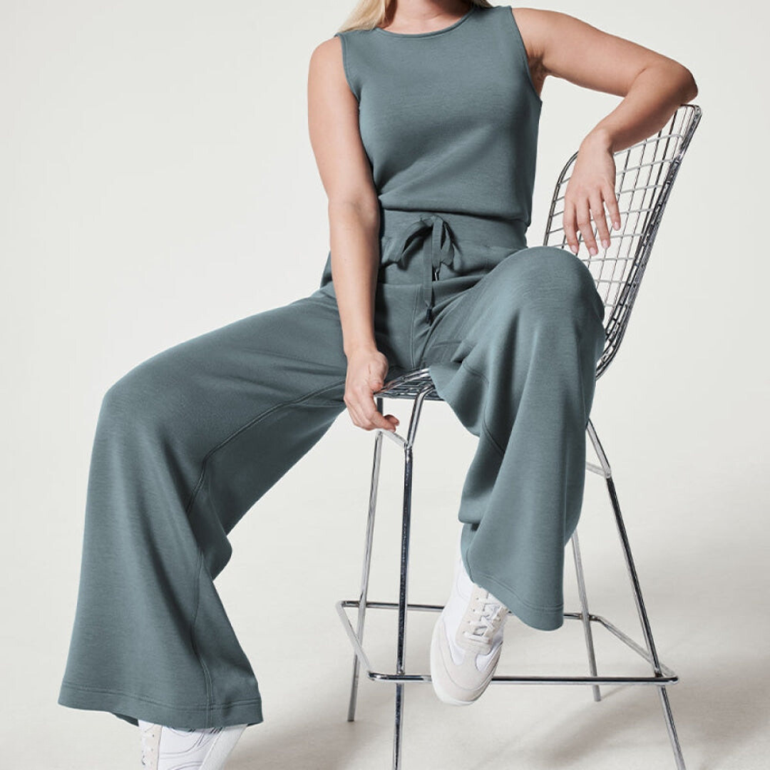 Velanora Jumpsuit | Comfortable sleeveless jumpsuit