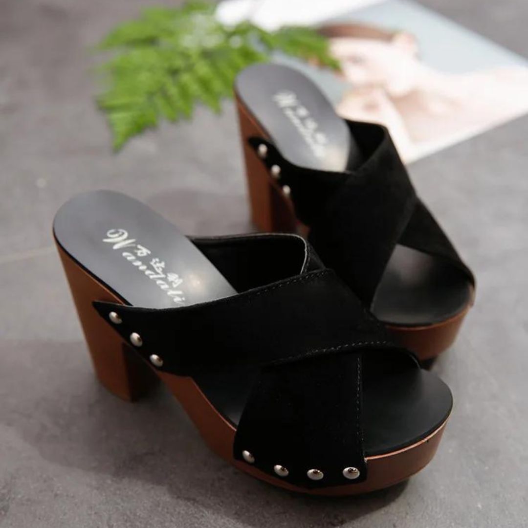 Velanora - Orthopädische Plateau-Sandalen mit Farbblock-Design