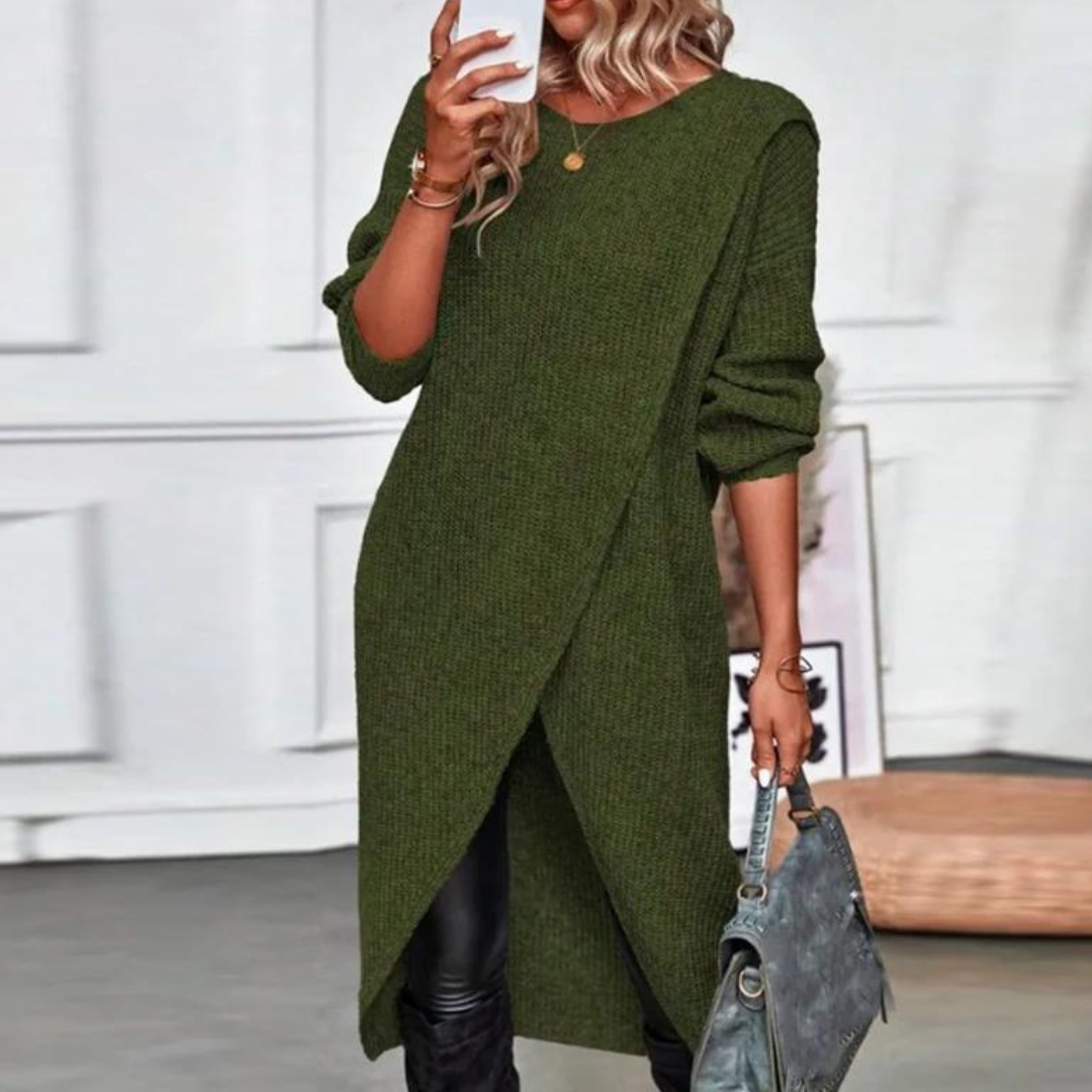 Let Yourself Be Enchanted by Our Beautiful Female Pullover Dress!