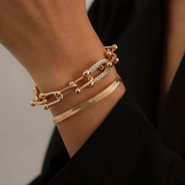 Wunderschönes goldfarbenes Armband-Set mit kupferfarbenen Kettengliedern