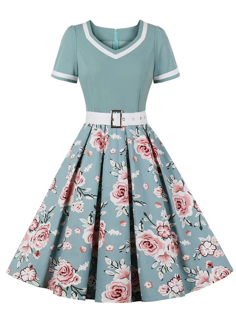 Stap in de Schijnwerpers met de "Betoverende Dot" Jurk!