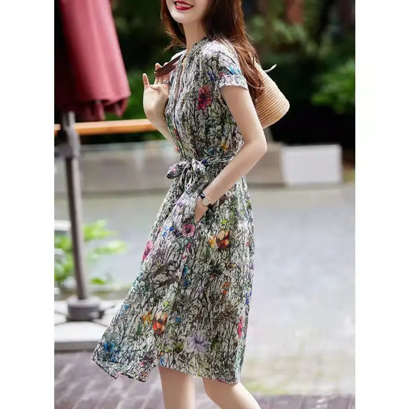 Sommerkleid mit Spitze und bedrucktem Vintage-Stil