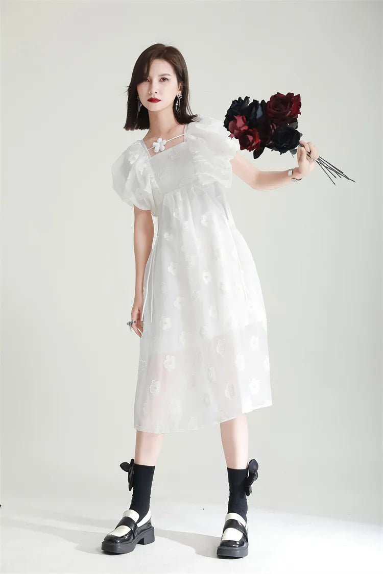 Designerjurk met Zwarte Pofmouwen en Girly Vierkante Kraag