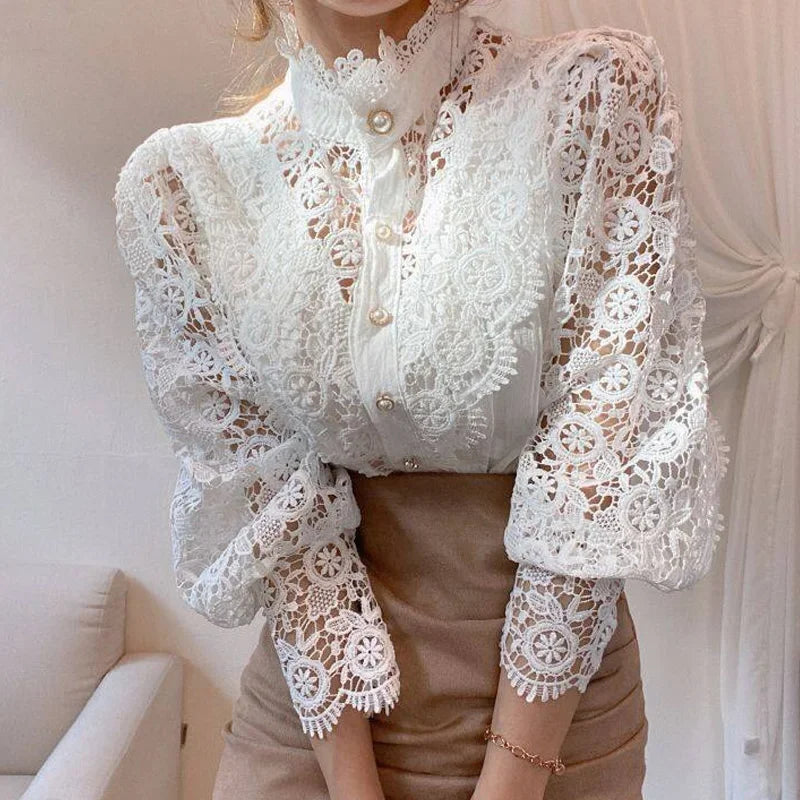 New Vintage Blouse with Buttons from Elegantique