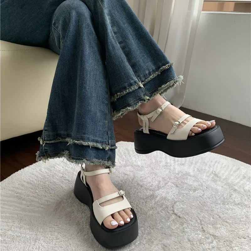 Elegant Gladiator Platform Sandals for Summer 2024