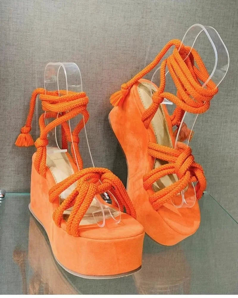 Glamour sandals for women