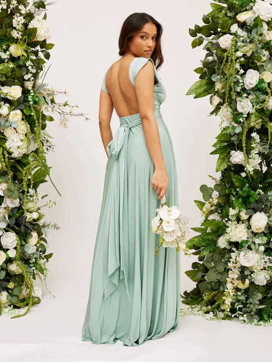 Nicole - Elegantes Satinkleid für bezaubernde Abende