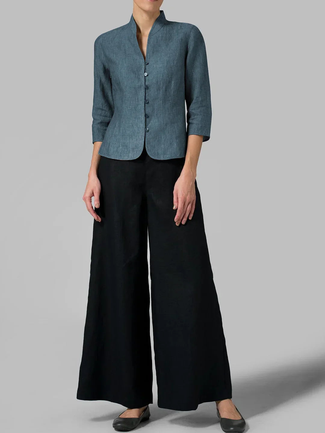 Pleun | Chambray blouse with stand-up collar
