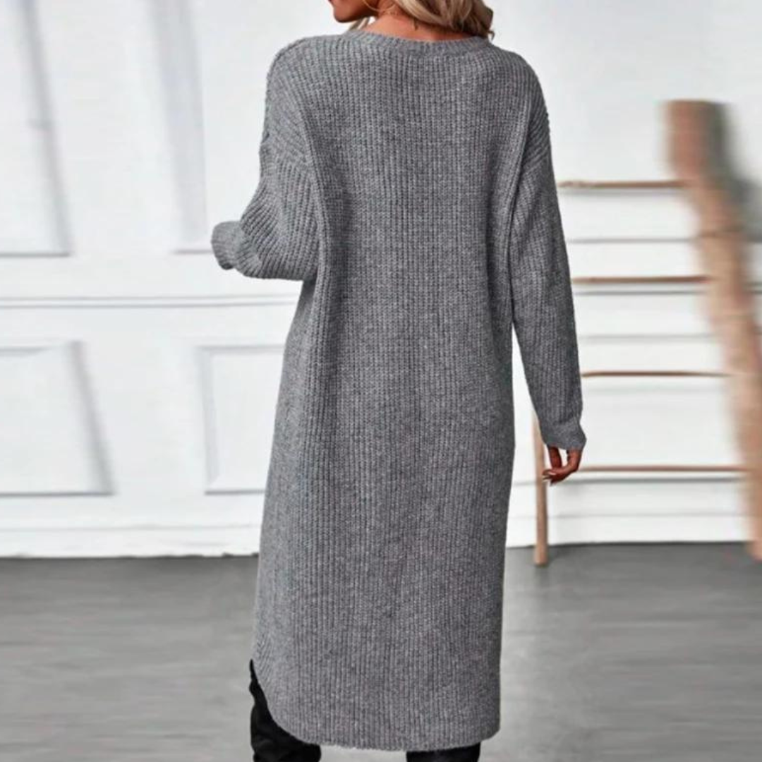 Let Yourself Be Enchanted by Our Beautiful Female Pullover Dress!