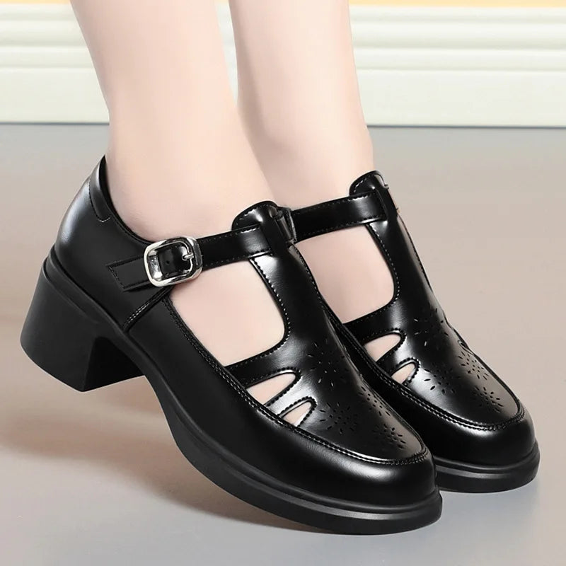 Zomerse Chic: Luxe Sandalen voor Vrouwen van 2024