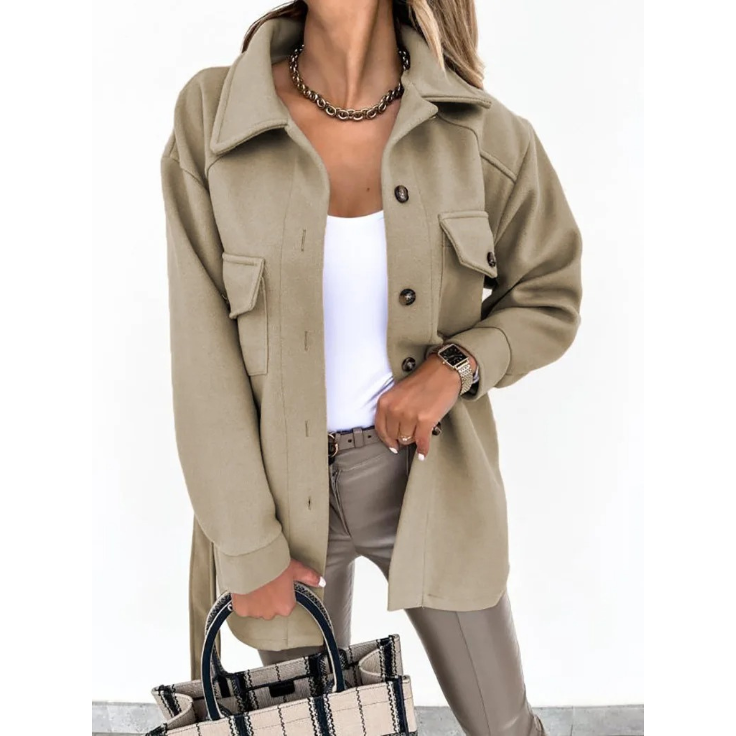 ModeMeester Noami blaue Sommerjacke mit umgeschlagenem Kragen