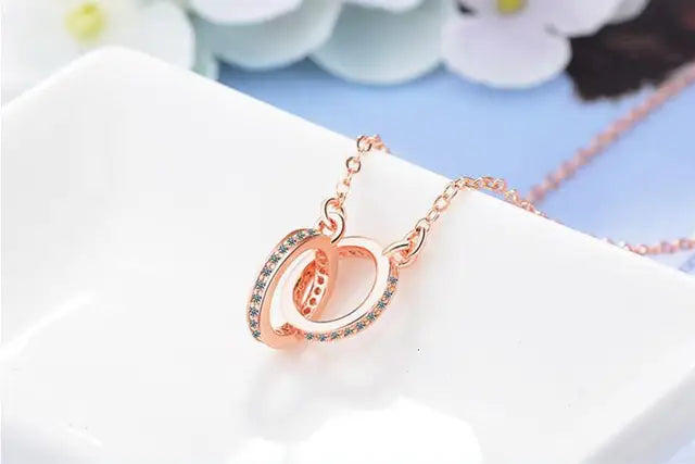 Celestia Zilveren Dubbele Cirkel Ketting met Zirconia Steentjes