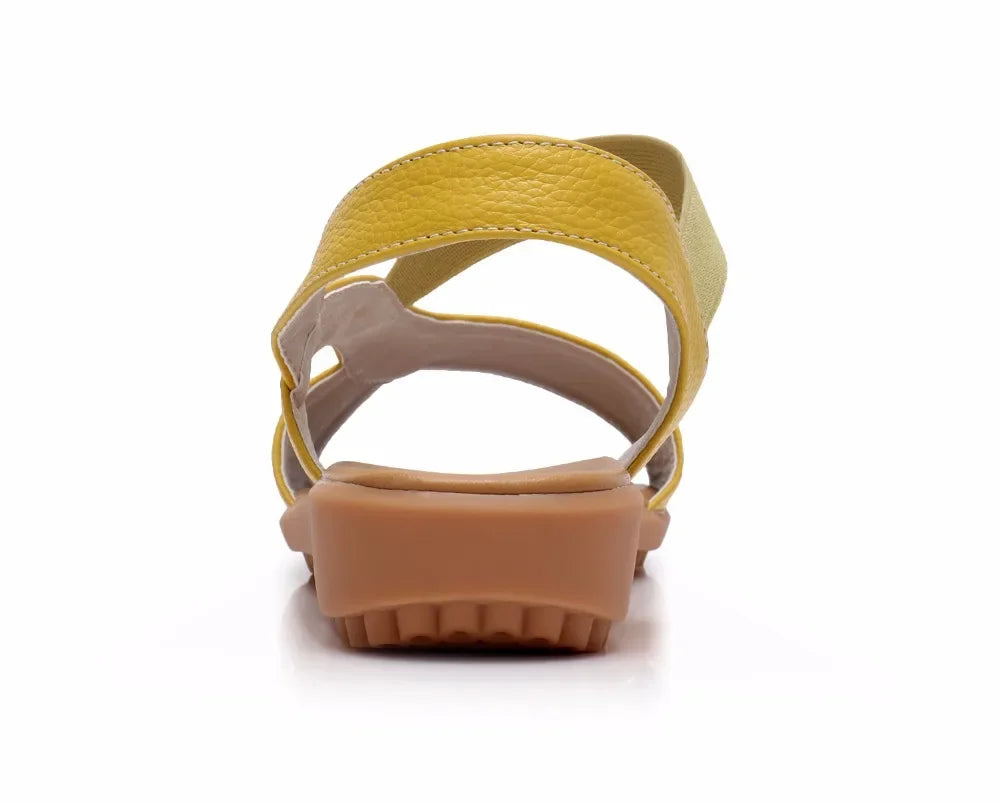 Summer sandals of cowhide for women