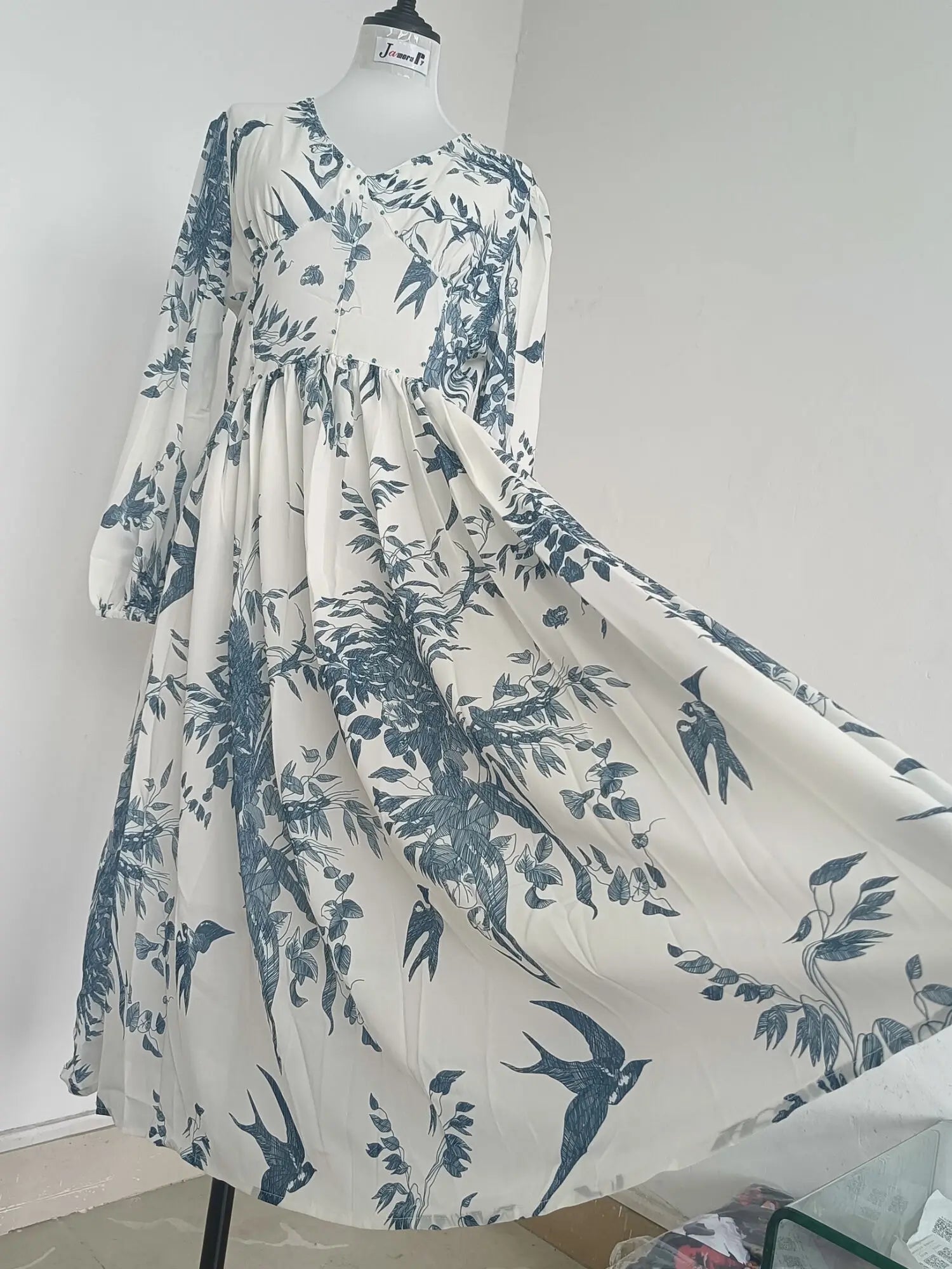 Bloemenjurk Met Lantaarnmouwen van ElegantChic