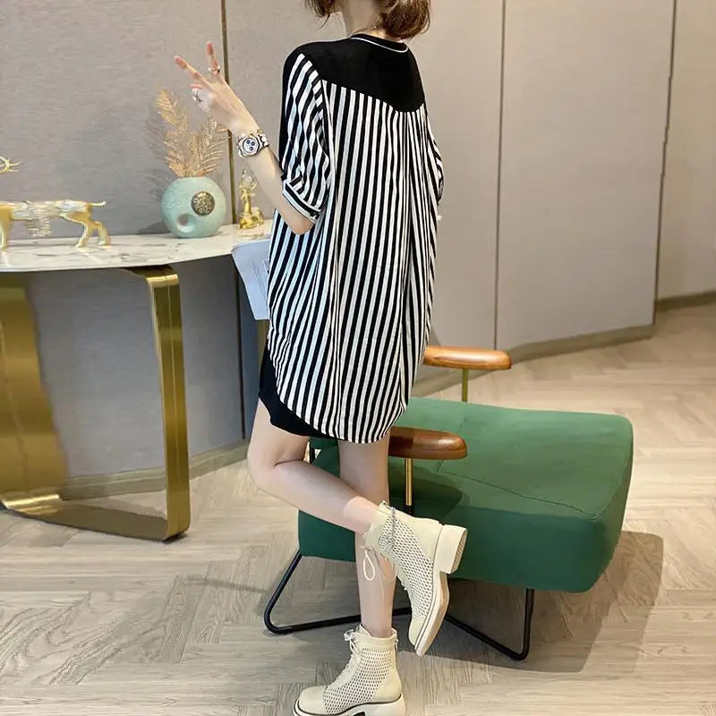 Aurora Casual Loose Striped V-neck Shirts