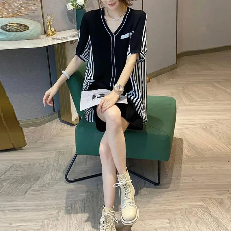 Aurora Casual Loose Striped V-neck Shirts