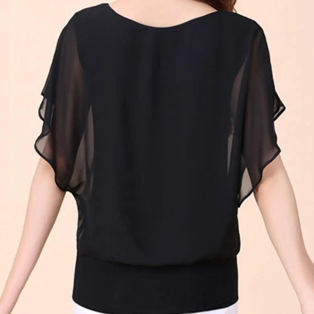 Chique Chiffon Bluse - Damenoberteil in Einfarbiger Farbe mit Fledermausärmeln und Rüschen