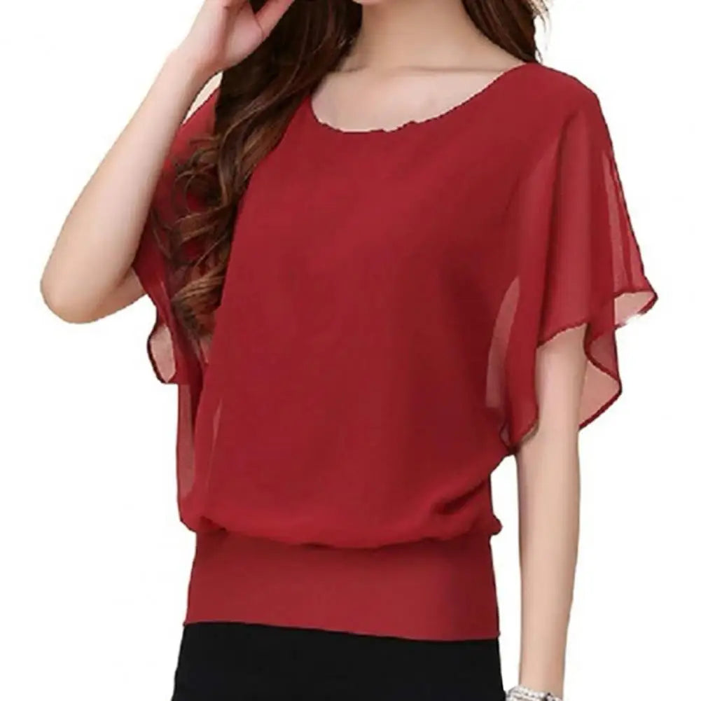 Chique Chiffon Bluse - Damenoberteil in Einfarbiger Farbe mit Fledermausärmeln und Rüschen