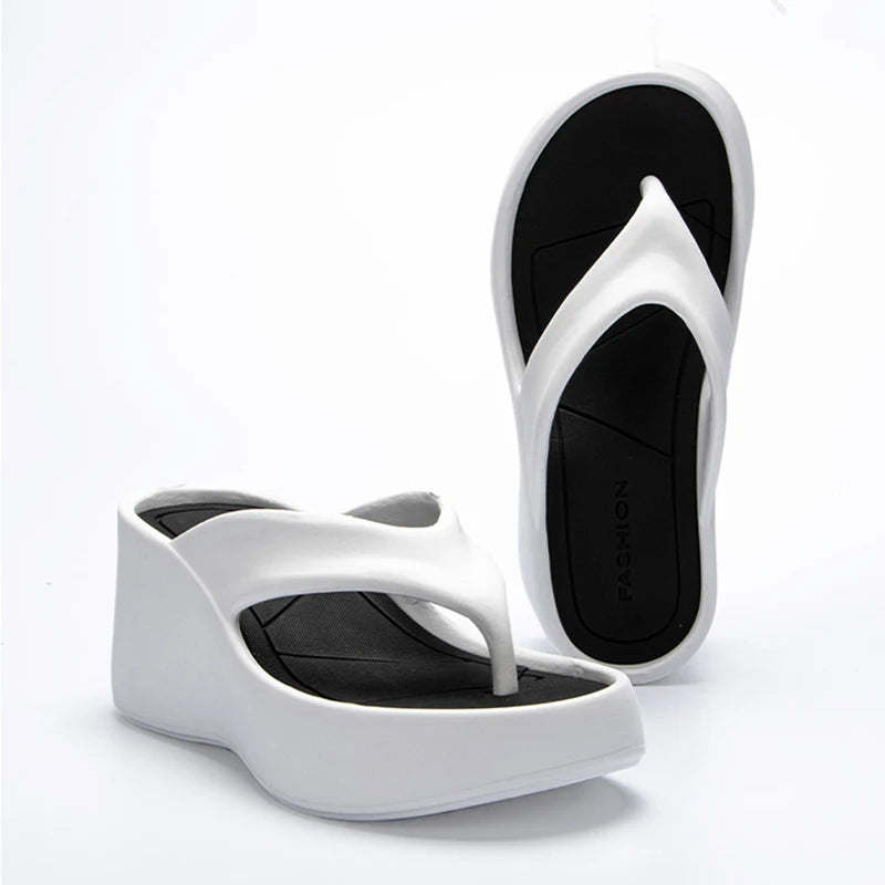 SolarStride Clip Teen Wedges