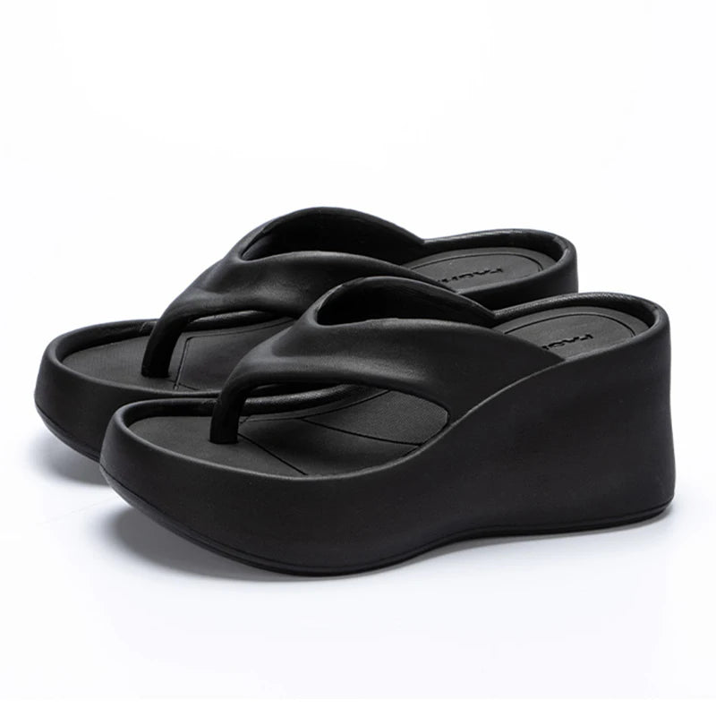 SolarStride Clip Teen Wedges