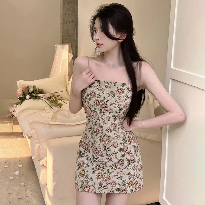 Elegante Abito Slip con Stampa Floreale Retrò per Donna