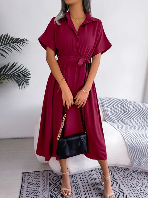 Dames Zomerjurk Met Slanke Taille En Korte Mouwen