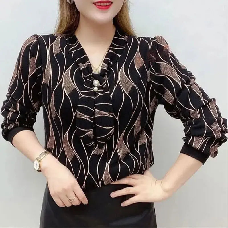 Blouse à col en V imprimé vague SoleilChic