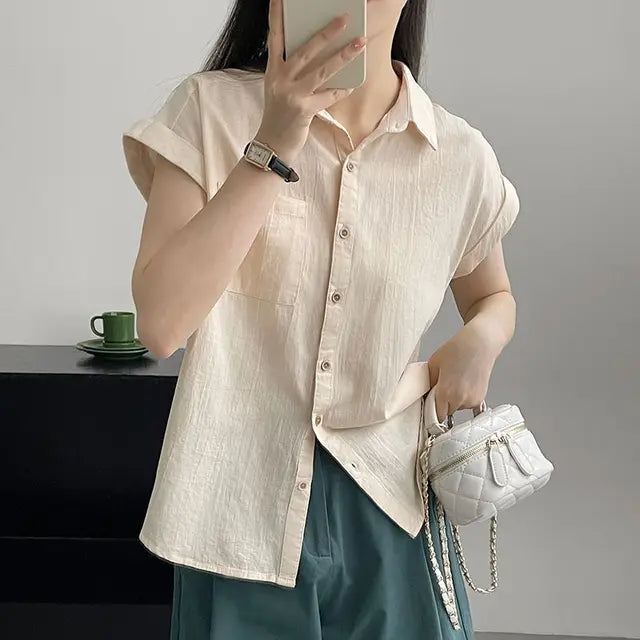 Elegant Vintage Blouse from Deeptown
