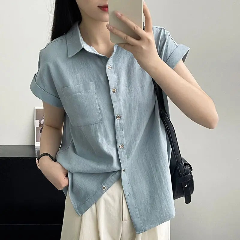 Elegant Vintage Blouse from Deeptown