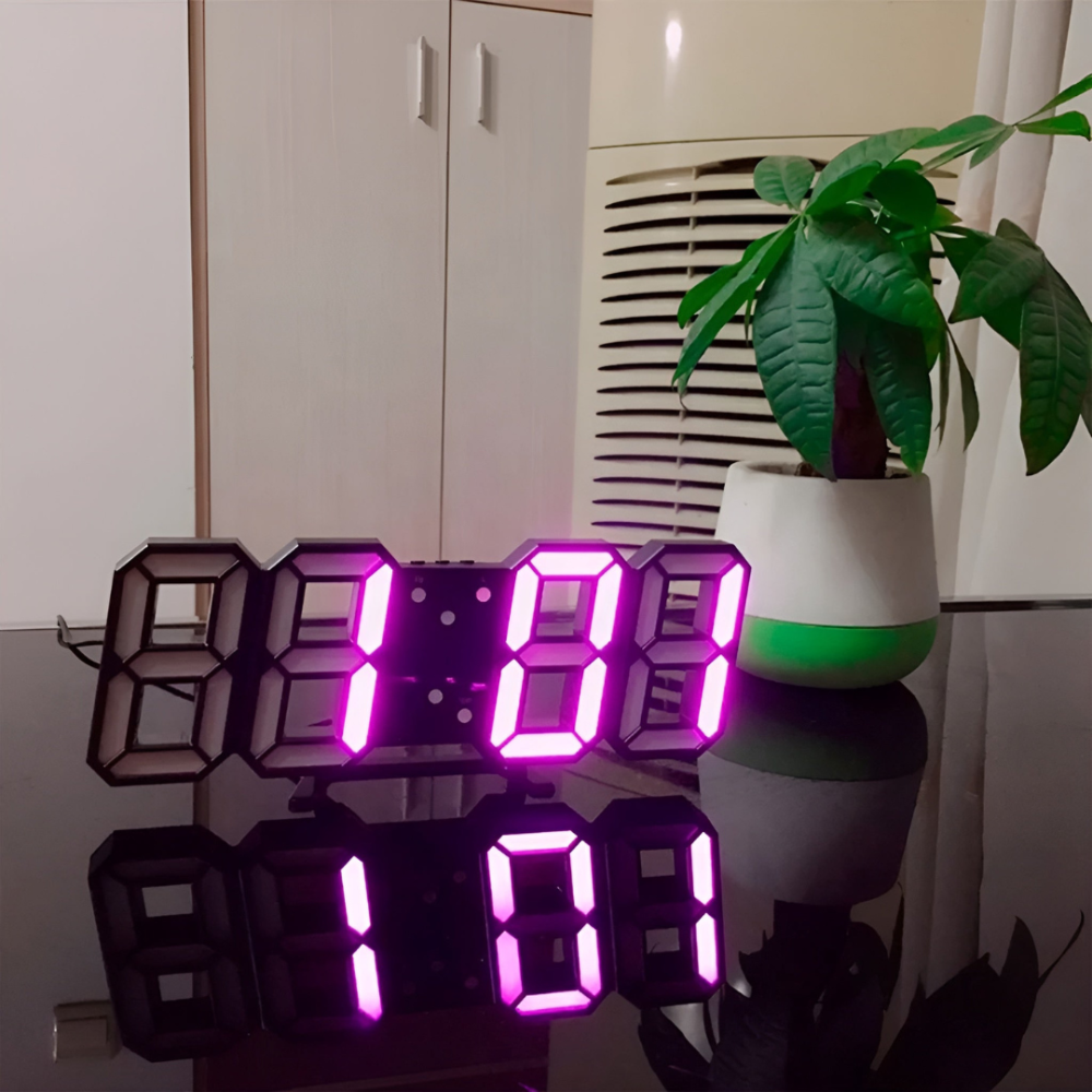 Orologio da parete digitale con display LED