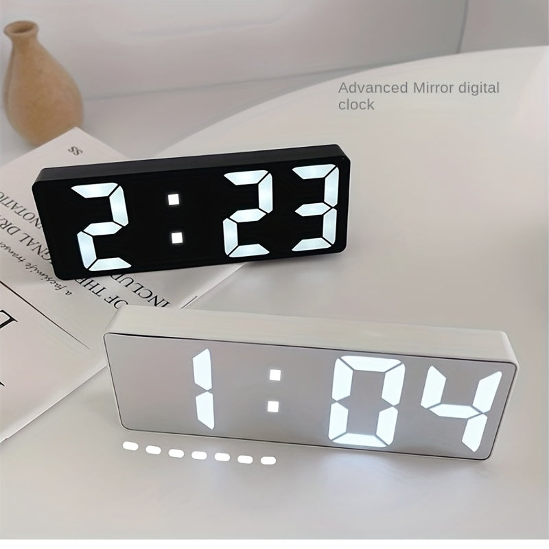 Digital alarm clock with adjustable brightness