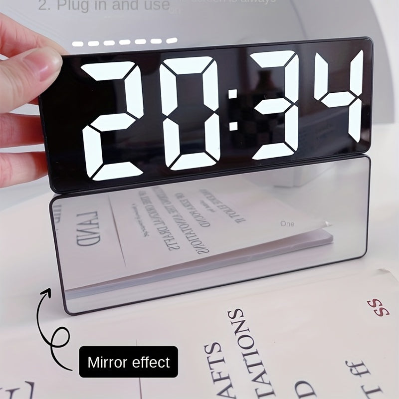 Digital alarm clock with adjustable brightness