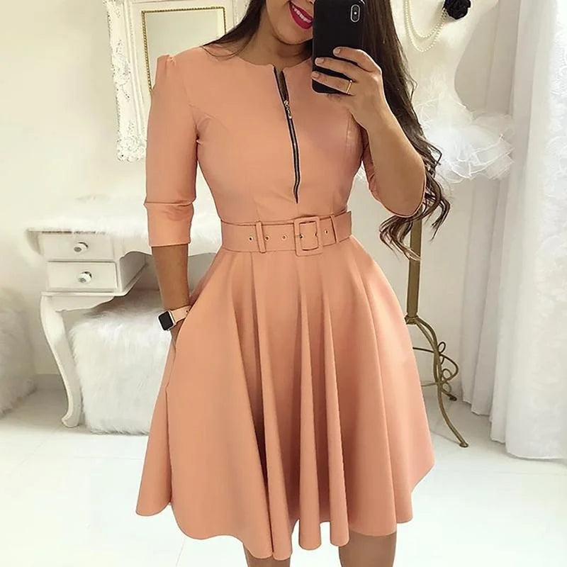 Herbst Chic: Elegantes Midikleid mit halben Ärmeln