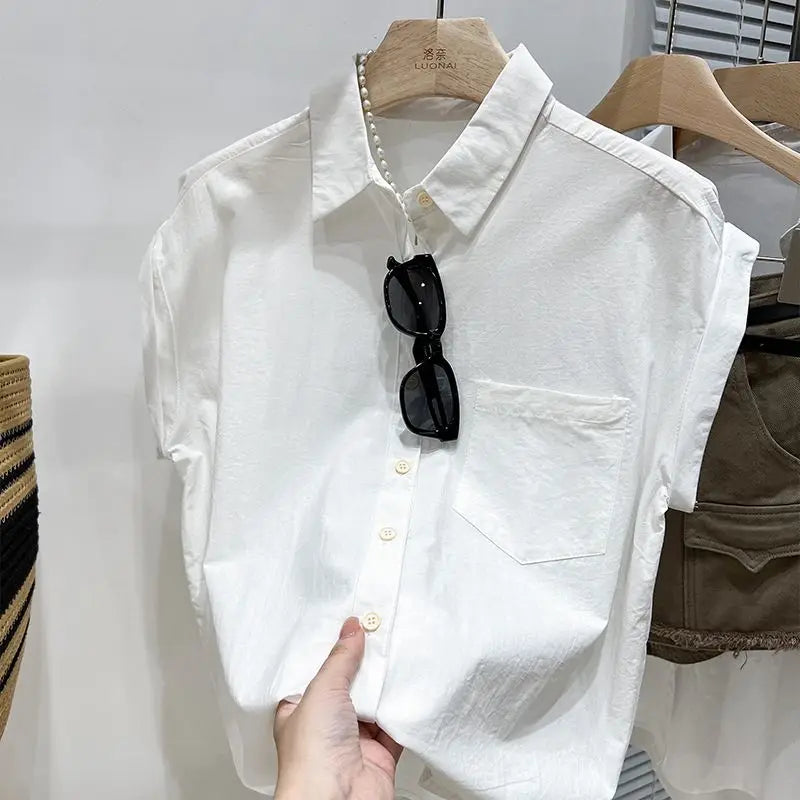 Camicia per donne di moda di lusso.