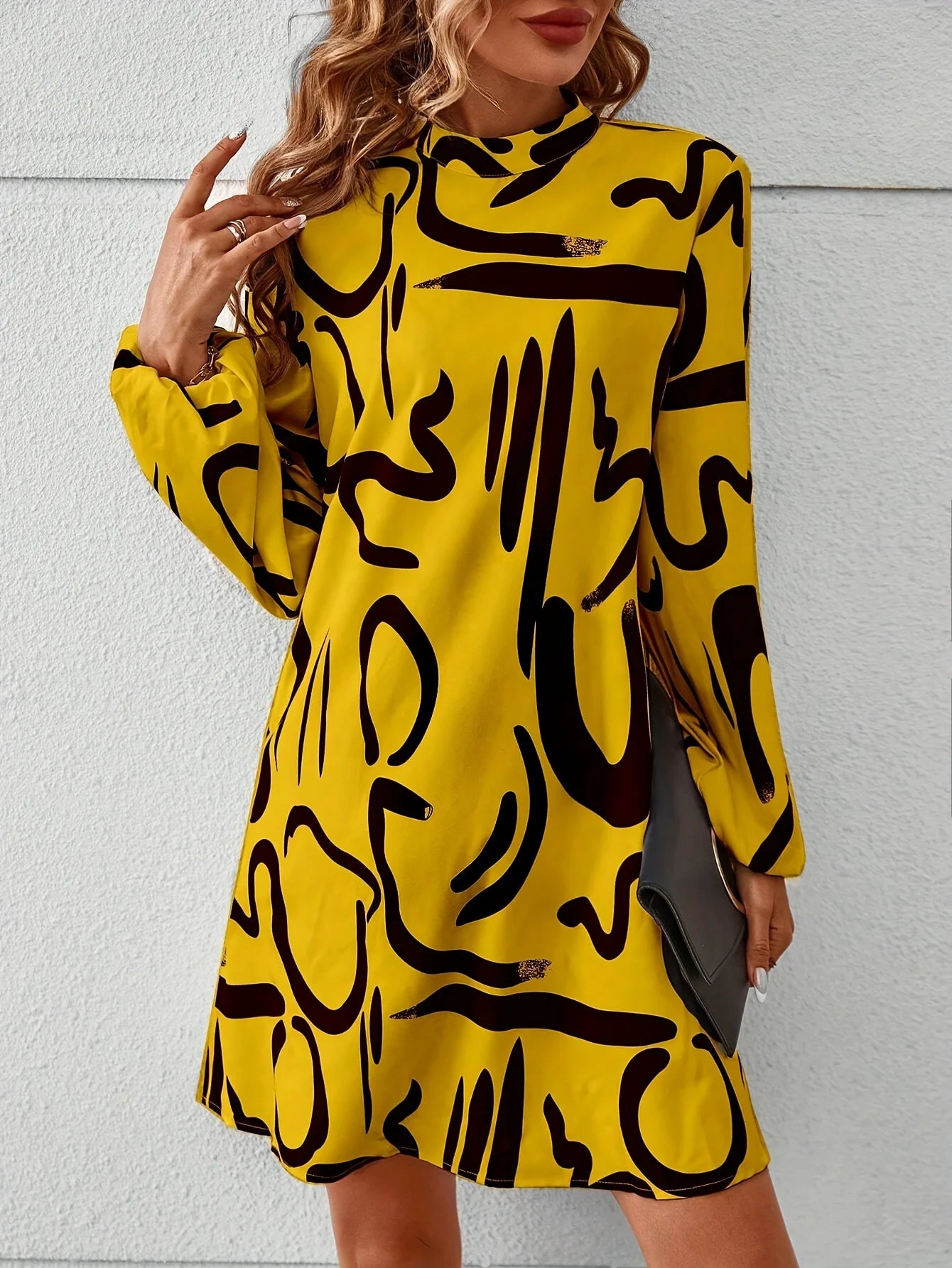 ModeMagie Full Body Printed Dress With Lantern Sleeves