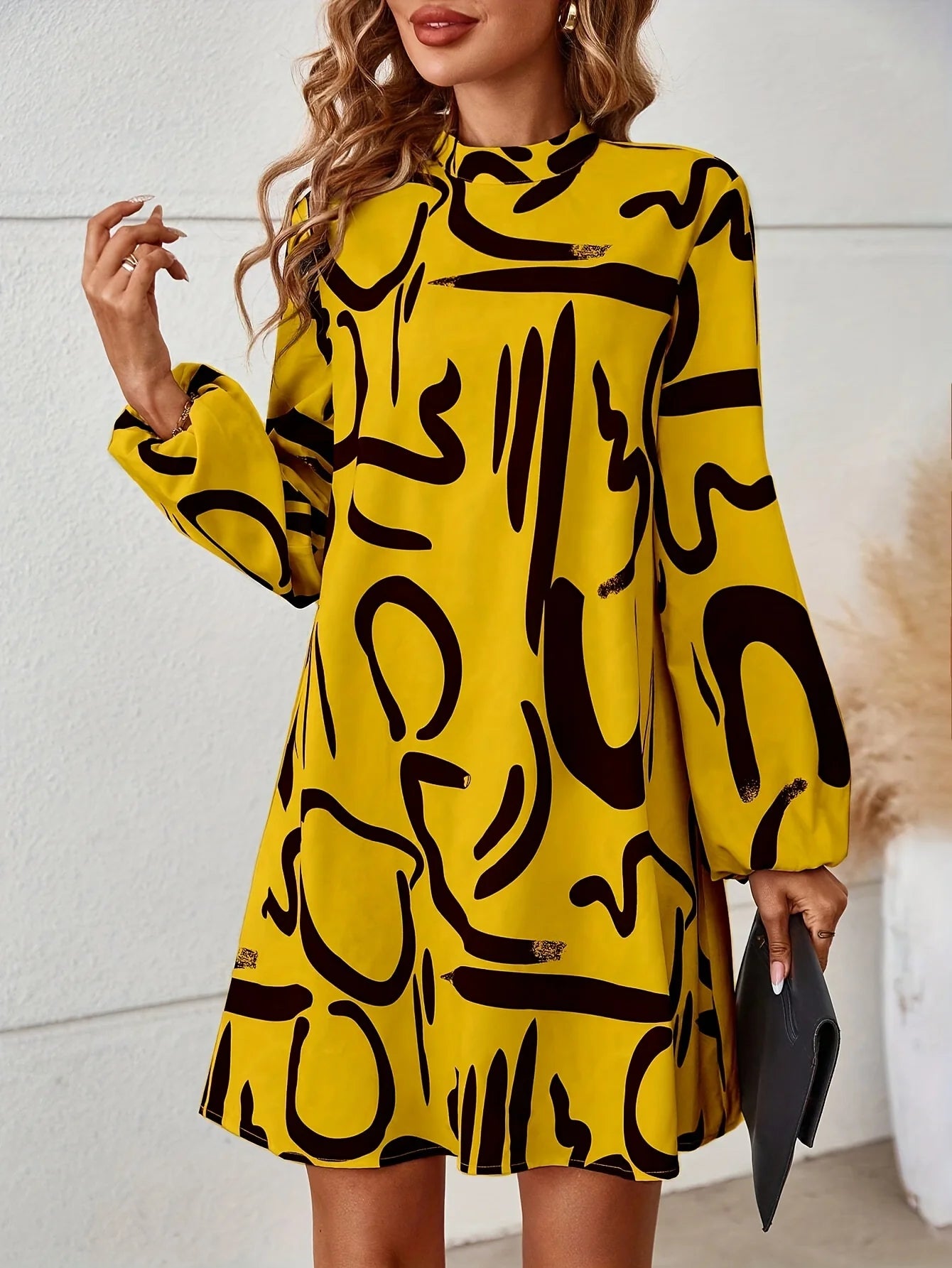 ModeMagie Full Body Printed Dress With Lantern Sleeves