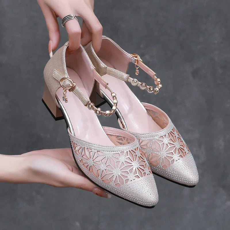 Luna Puntige Neus Sandalen met Steentjes