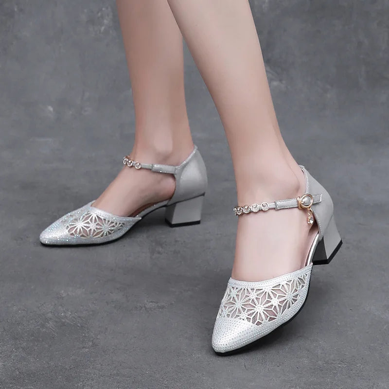 Luna Puntige Neus Sandalen met Steentjes