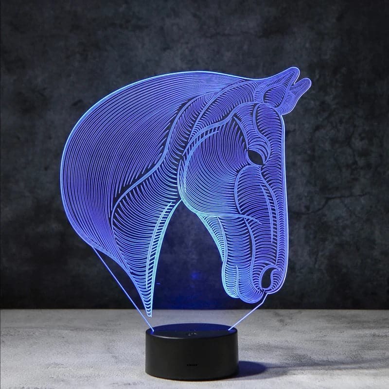 Een 3D-nachtlamp in de vorm van een paardenhoofd, die in rustgevend blauw licht straalt. Deze artistieke lamp creëert een ontspannen en stijlvolle sfeer in elke ruimte en is een perfecte keuze voor een elegante decoratie.