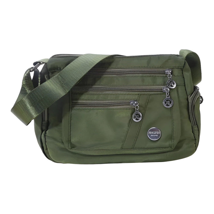 Stijlvolle olijfgroene schoudertas met meerdere vakken en zilverkleurige ritssluitingen. De tas heeft een praktisch en veelzijdig ontwerp, ideaal voor dagelijks gebruik. De verstelbare schouderriem biedt extra comfort en flexibiliteit.