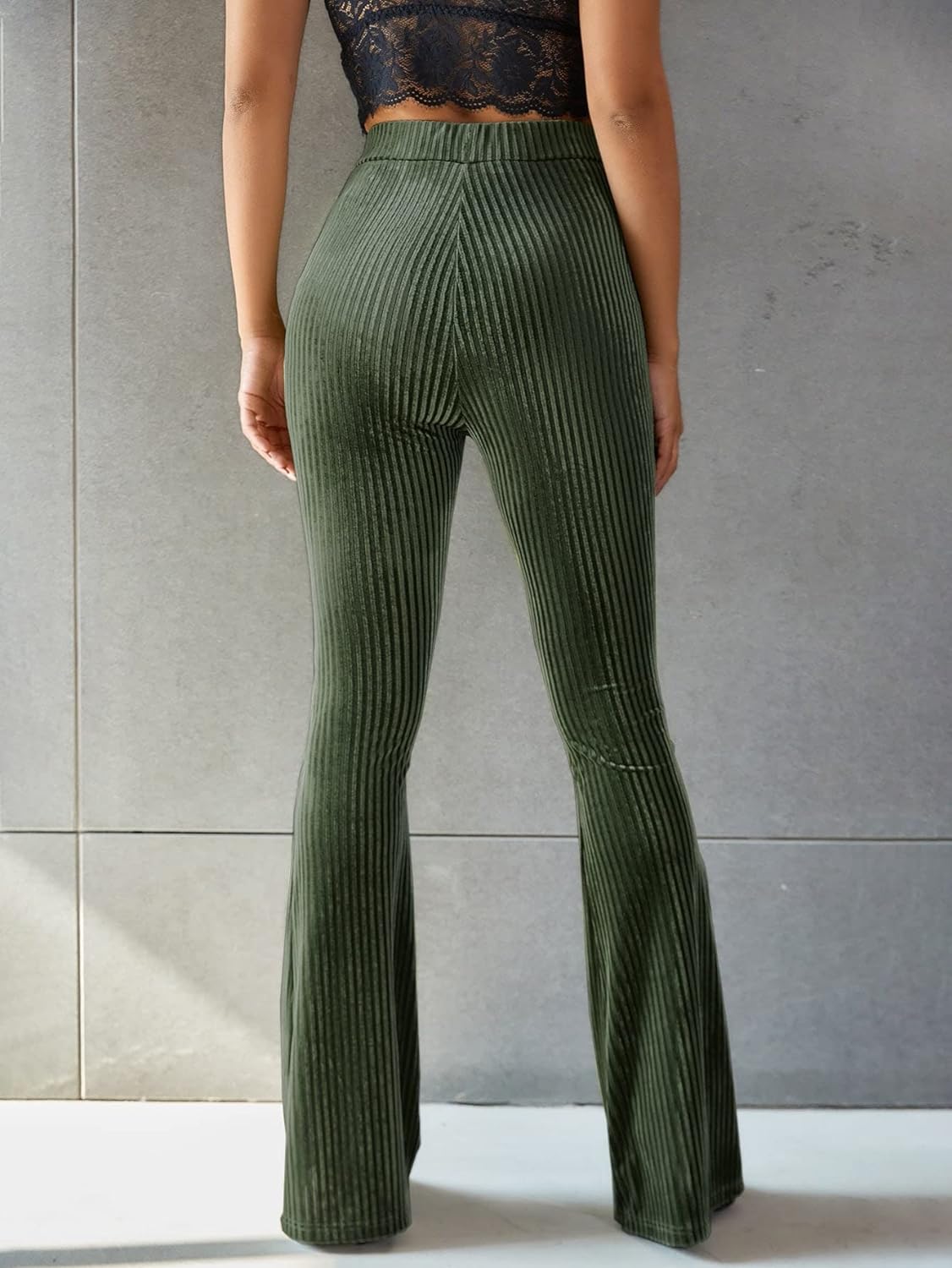 Lorena | Dames Hoge Taille Flared Corduroy Broek | Groen