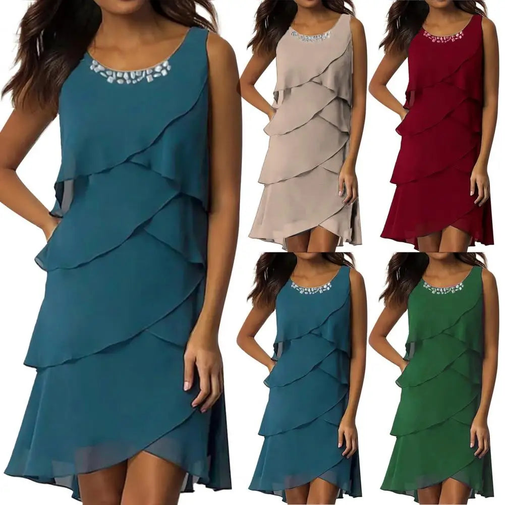 Bezaubernde Raffinesse: Das "Glänzende Eleganz" Kleid!
