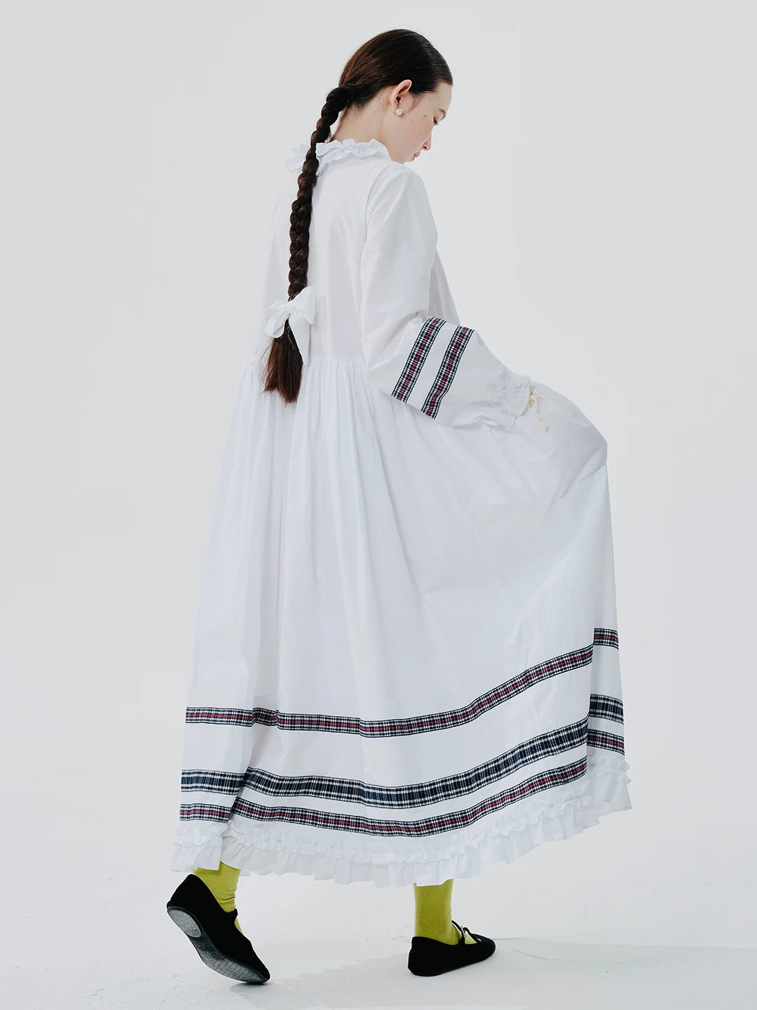 Florelia Summer Dress with White Lace Collar