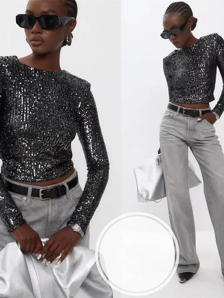 Karolin | Met pailletten versierde crop top met lange mouwen