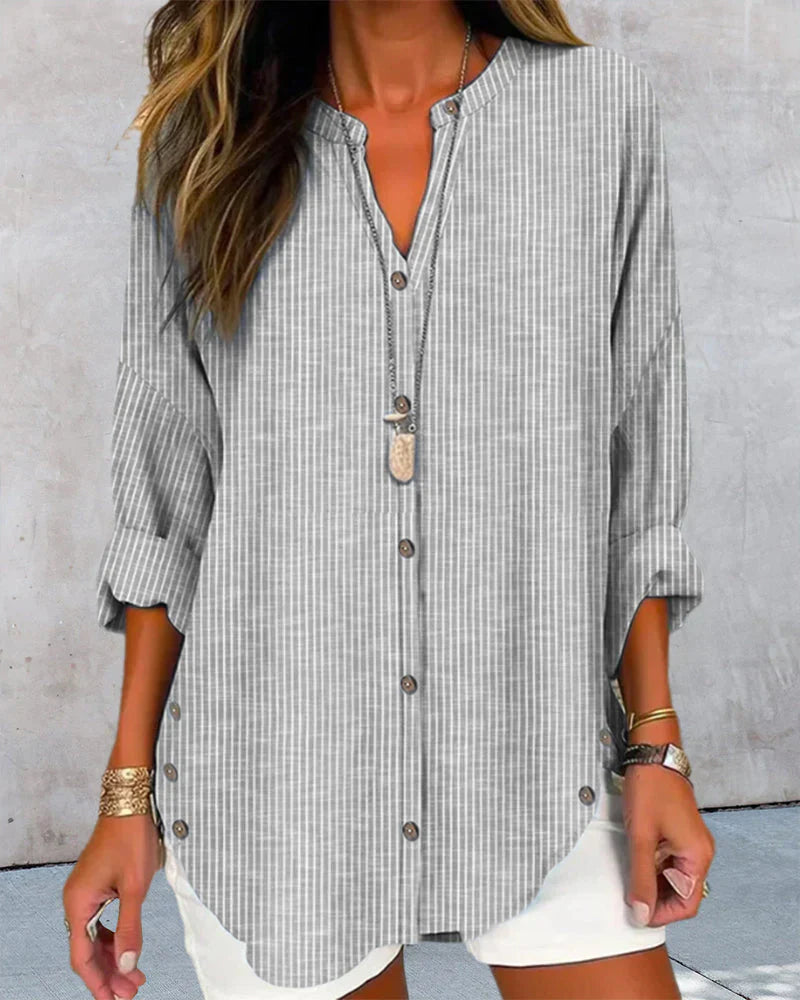 Kristin | Elegant V-neck striped blouse