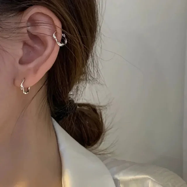 Betoverende Luxe Holle Liefde Hart Geometrische Oorbellen van Glansvolle Elegantie
