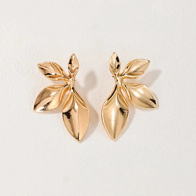 ShimmerShine Orecchini a Foglie di Metallo