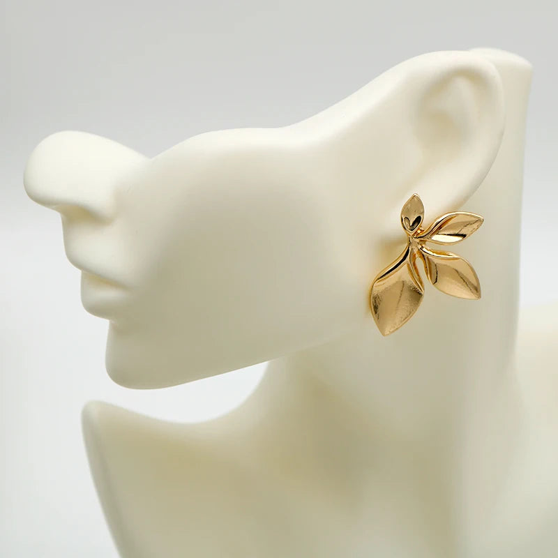 ShimmerShine Orecchini a Foglie di Metallo