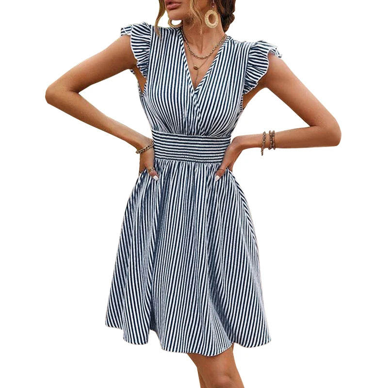 Strahlender Glanz Kleid mit Holz-Ohrringen