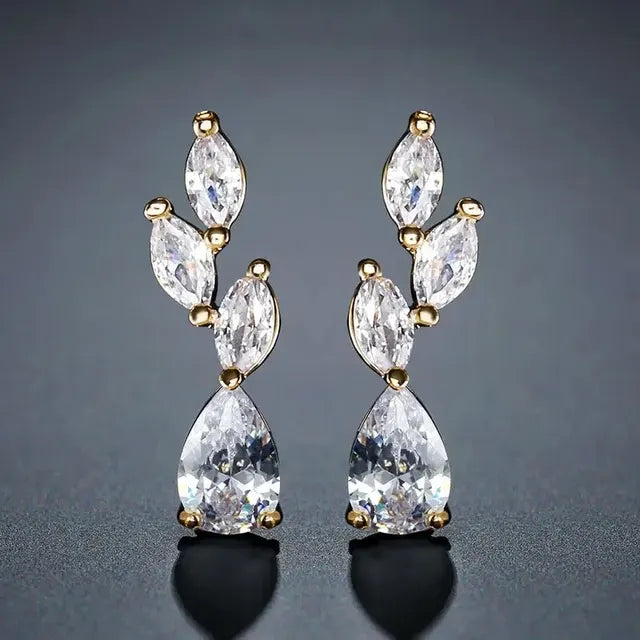 Elegance in Teardrop Shape - Fashionable Women's Classic Earrings